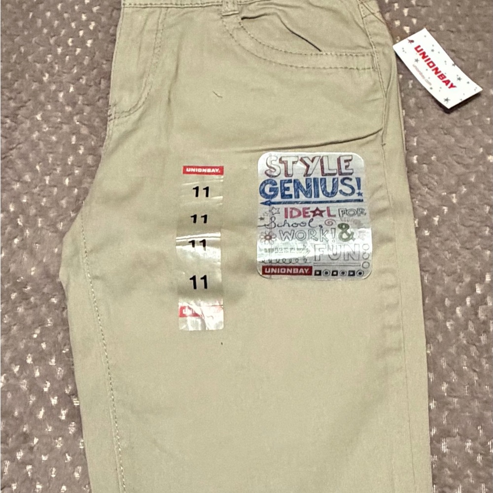 Unionbay Juniors Tan Khaki Pants - Style Genius